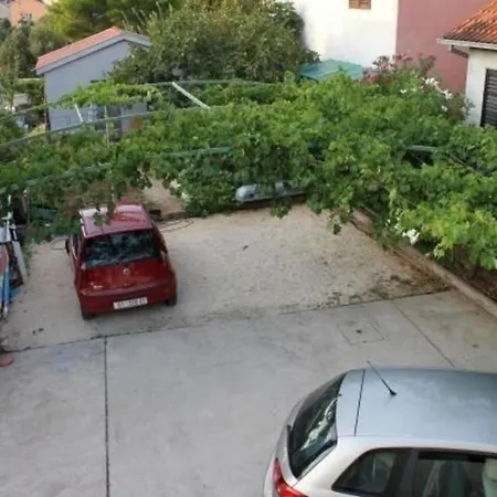 بيت للعطل Fuer 3 Personen 1 Kind Ca 68 M Sup2 In Zaboric, Dalmatien Gespanschaft Sibenik Knin
