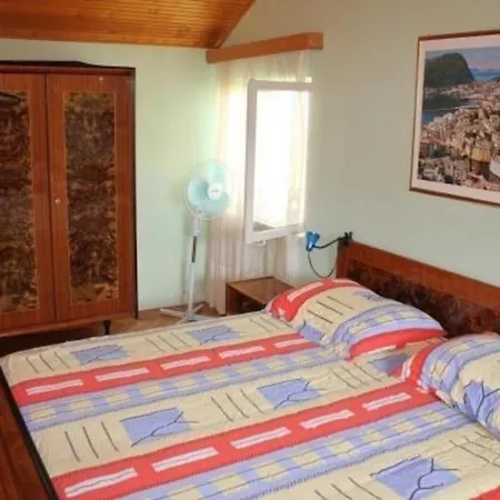 Fuer 3 Personen 1 Kind Ca 68 M Sup2 In Zaboric, Dalmatien Gespanschaft Sibenik Knin